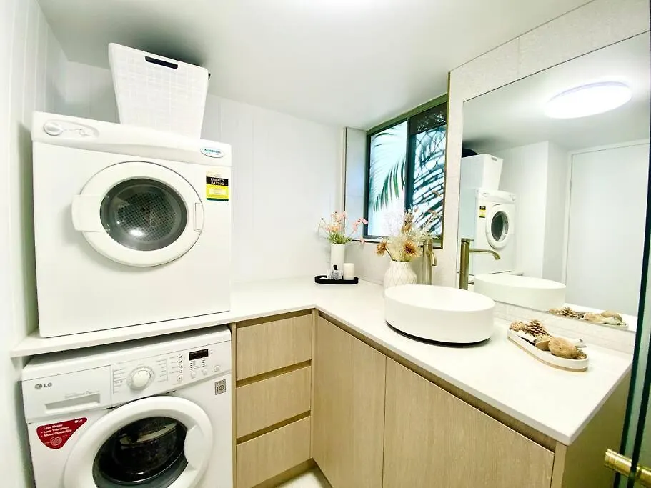 Mermaid Beach 2Br Heated Pool Gold Coast 0*,  Australia