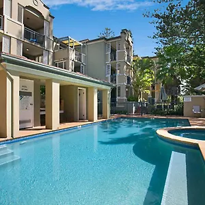Aparthotel Beaches On Wave Street, Gold Coast